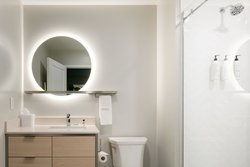  - TownePlace Suites by Marriott Oconomowoc - I-94, Exit 282