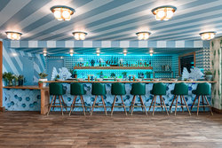  - Marina del Rey Hotel