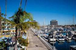  - Marina del Rey Hotel