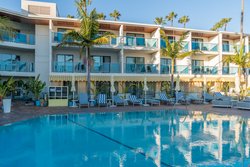  - Marina del Rey Hotel