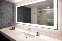  - Marriott Hotel Downtown Louisville - I-65, Exit 136C