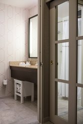  - Courtyard by Marriott Hotel Midtown East NYC