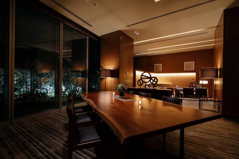 OSAKA MARRIOTT MIYAKO HOTEL - Photo 33