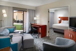  - Courtyard by Marriott Hotel Fayetteville