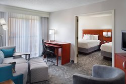  - Courtyard by Marriott Hotel Fayetteville