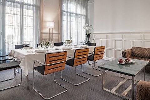 HOTEL PALACIO DEL RETIRO - Photo 82