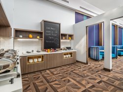  - Crowne Plaza Hotel Greenbelt - I-95 & I-495, Exit 23