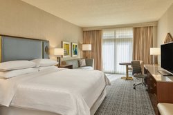  - Sheraton Music City Hotel Nashville - I-40, Exit 215