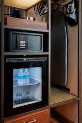  - AC Hotel by Marriott Cincinnati at the Banks - I-71, Exit 1B