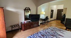  - Red Roof Inn Albany