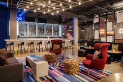  - Aloft Hotel South Austin - I-35, Exit 231