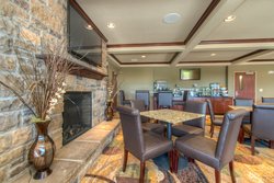  - Cobblestone Inn & Suites Holyoke
