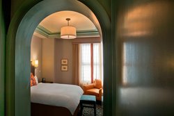  - Hotel Icon Houston - I-10, Exit 769A & 769B