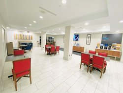  - Holiday Inn Express & Suites North Baytown - I-10, Exit 792