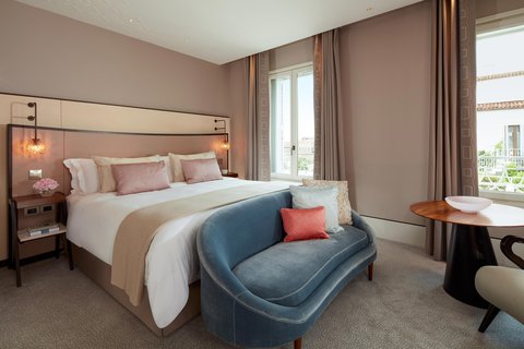 THE ST REGIS VENICE - Photo 40