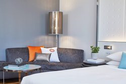  - Renaissance Hotel Southpark Charlotte