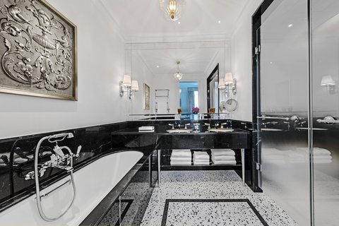 THE ST REGIS ROME - Photo 30