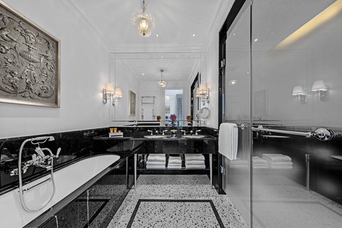 THE ST REGIS ROME - Photo 31