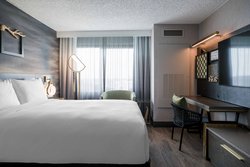  - Renaissance North Shore Hotel Northbrook - I-94, Exit 30