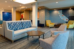  - Holiday Inn Express & Suites Hollister