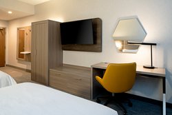  - Holiday Inn Express & Suites Hollister