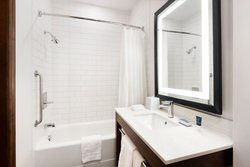  - Four Points by Sheraton Hotel Airport Calgary