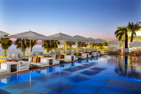 W BARCELONA - Photo 136