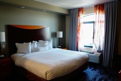  - Fairfield Inn & Suites by Marriott Aurora