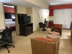  - Holiday Inn Hoover - I-459, Exits 13 & 13A