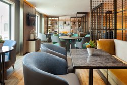  - Sheraton Hotel San Gabriel - I-10, Exit 25A