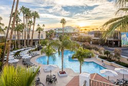  - Crowne Plaza Resort Chandler Golf Resort