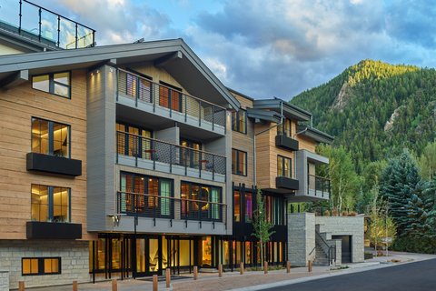 THE SKY RESIDENCES AT W ASPEN - Photo 2
