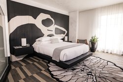  - Kimpton La Peer Hotel West Hollywood