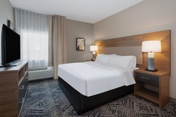  - Candlewood Suites Sioux Falls - I-29, Exit 77