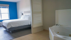  - Holiday Inn Express & Suites North Lakeland - I-4, Exit 33