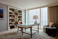  - Marriott Marquis Hotel Convention Center Houston - I-69, Exits 130 & 131