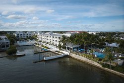  - Courtyard by Marriott Hotel Marathon