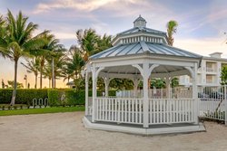  - Courtyard by Marriott Hotel Marathon