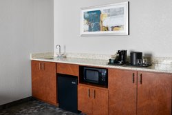  - Courtyard by Marriott Hotel Downtown Milwaukee - I-794, Exit 1E