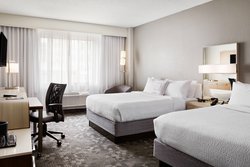  - Courtyard by Marriott Hotel Downtown Milwaukee - I-794, Exit 1E