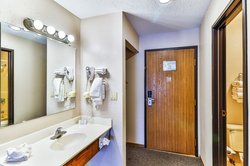  - Polynesian Water Park Resort Wisconsin Dells