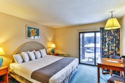  - Polynesian Water Park Resort Wisconsin Dells