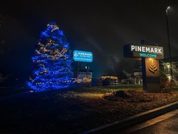  - Pinemark Inn & Suites St Clair