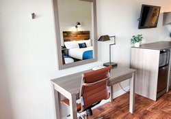  - Pinemark Inn & Suites St Clair