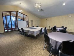  - Pinemark Inn & Suites St Clair