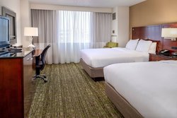  - Marriott St Louis West Hotel Town & Country - I-64, Exit 22