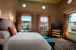  - Hotel Icon Houston - I-10, Exit 769A & 769B