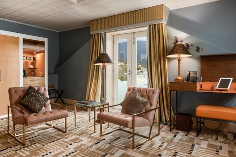 ISLINGTON HOTEL - Photo 9