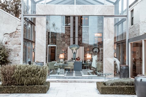 ISLINGTON HOTEL - Photo 4