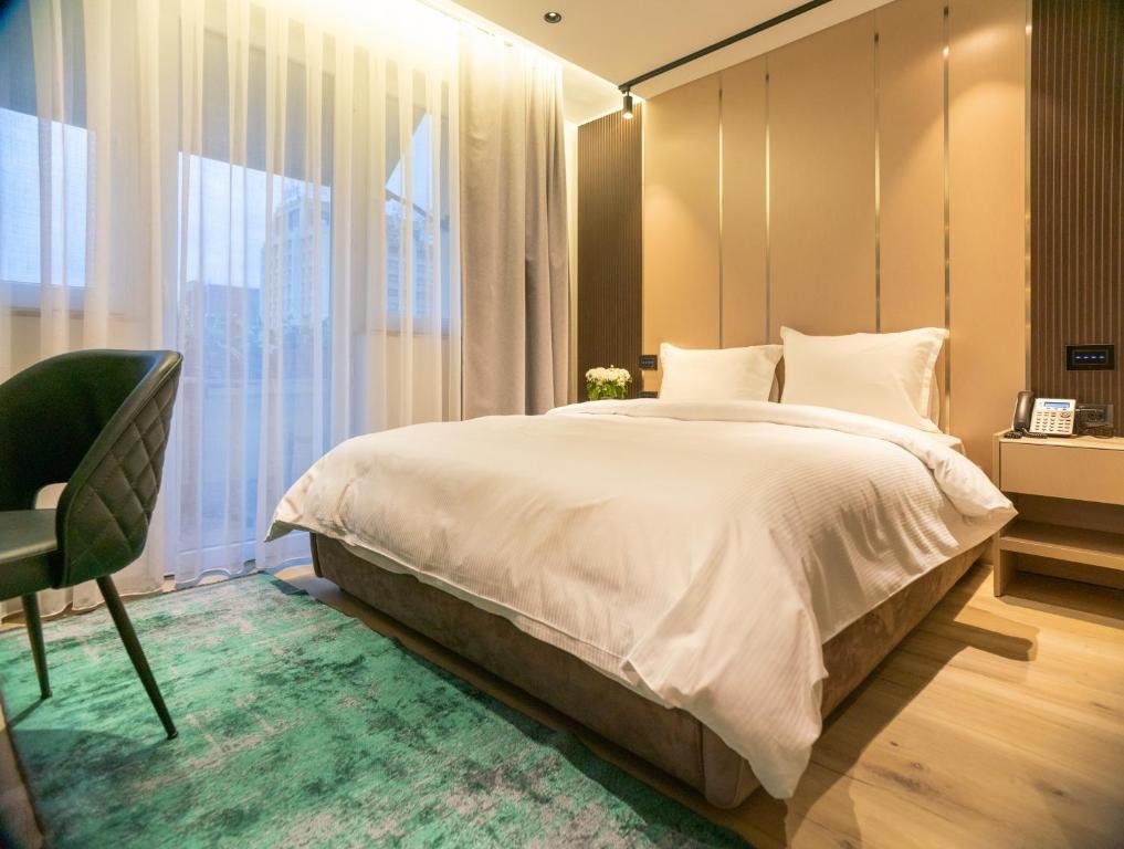 EMERY HOTEL PRISHTINA-guestroom-GUEST ROOM.jpg